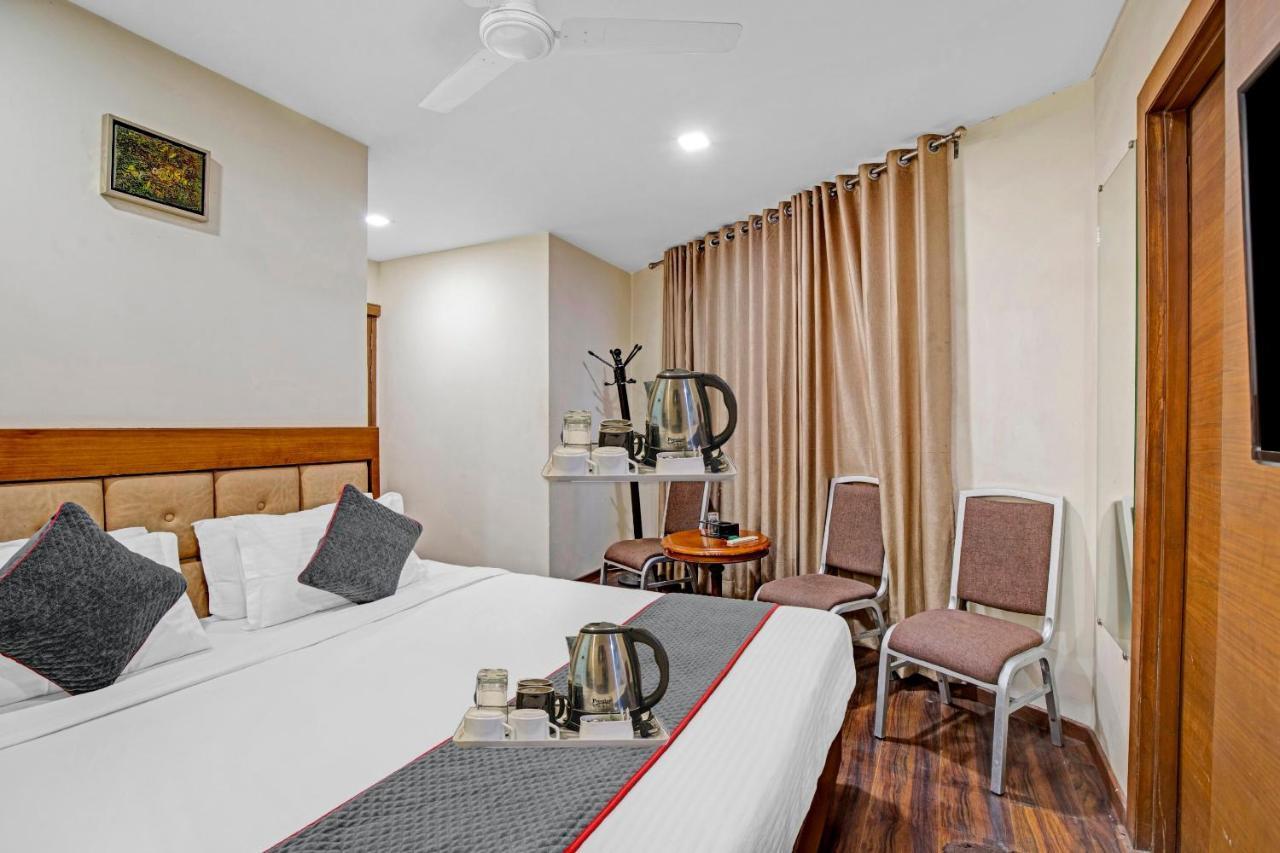 Hotel Navjivan Himatnagar Exterior photo